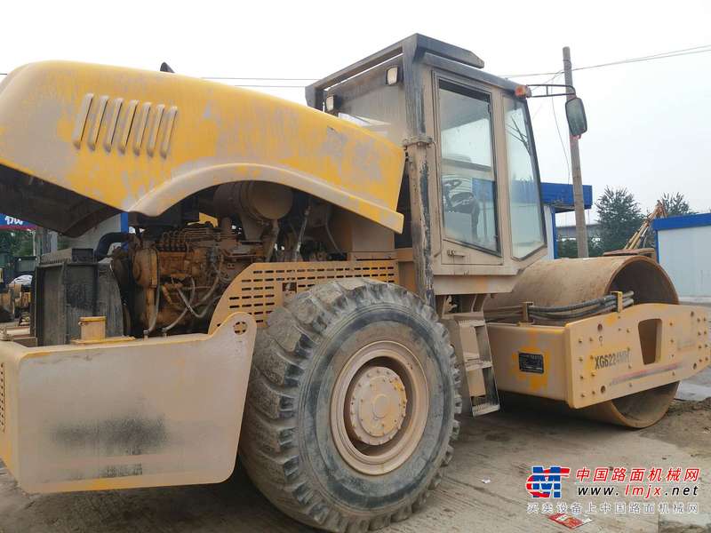 陕西出售转让二手900小时2015年厦工XG6224M单钢轮压路机