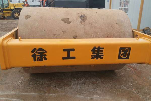 陕西出售转让二手900小时2015年徐工XS222J单钢轮压路机