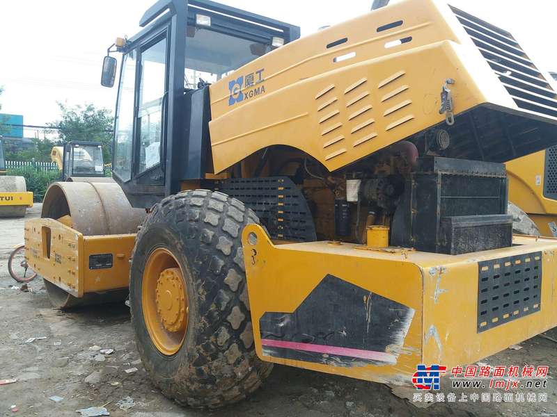 陕西出售转让二手900小时2015年厦工三明XG6224M单钢轮压路机