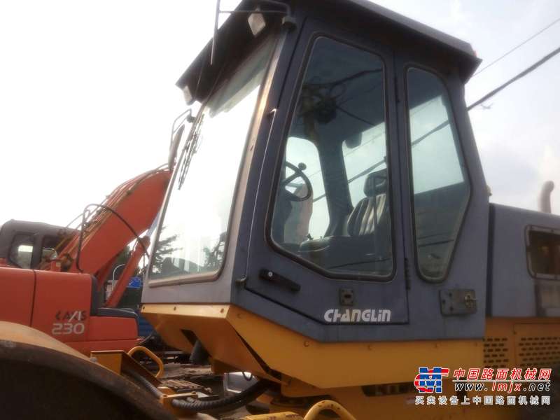 北京出售转让二手2800小时2010年常林8208单钢轮压路机