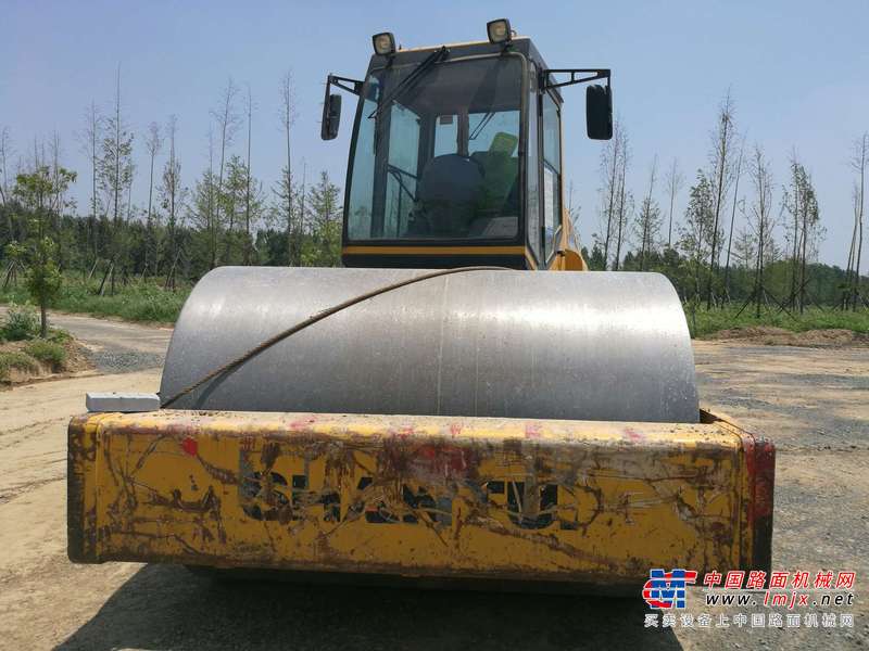 河南出售转让二手4350小时2013年山推SR22M单钢轮压路机