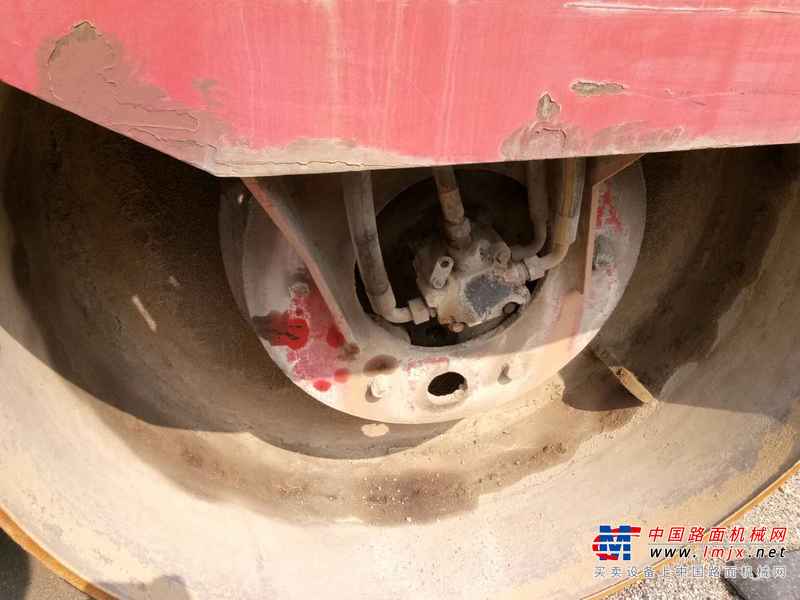 辽宁出售转让二手12000小时2006年洛阳路通LTC212双钢轮压路机