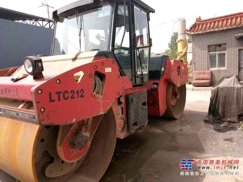 辽宁出售转让二手12000小时2006年洛阳路通LTC212双钢轮压路机