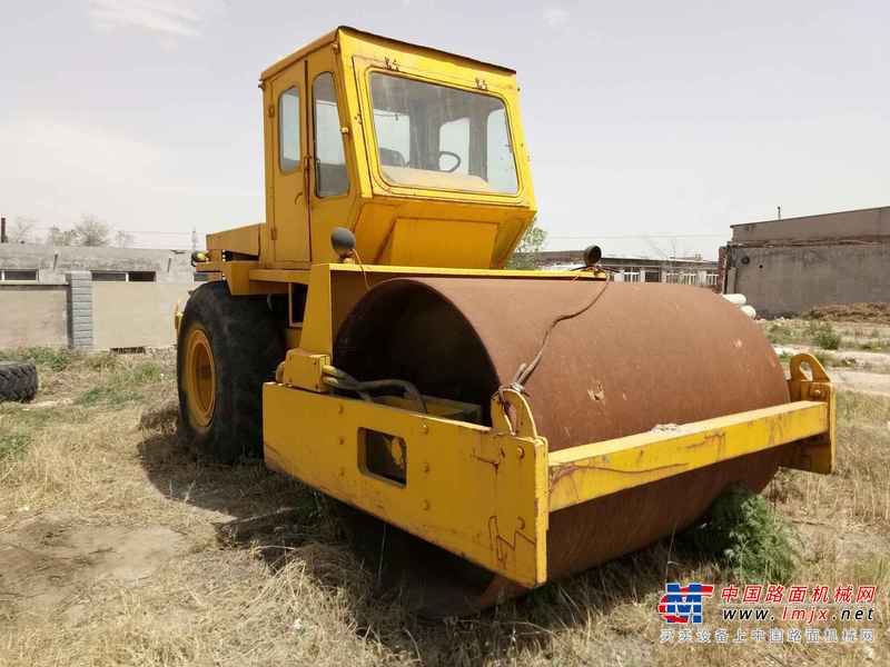辽宁出售转让二手15000小时2005年洛建YZC10GS单钢轮压路机