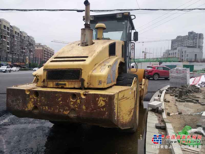 湖南出售转让二手4000小时2009年柳工CLG620C单钢轮压路机