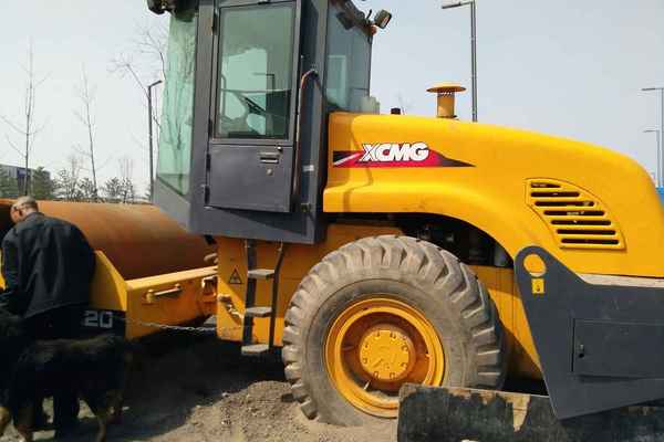 山西出售转让二手7000小时2009年徐工XSM220双钢轮压路机