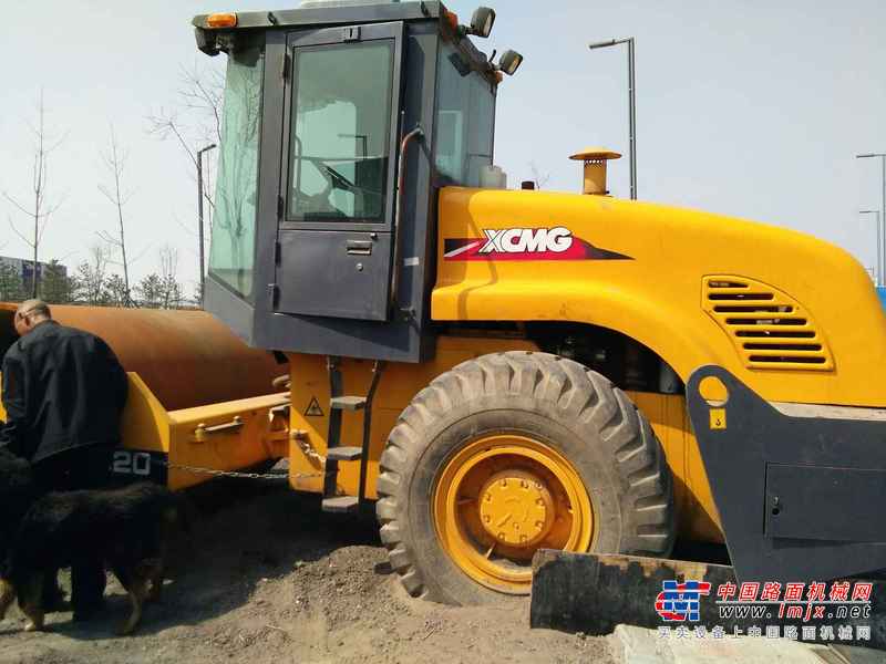 山西出售转让二手7000小时2009年徐工XSM220双钢轮压路机