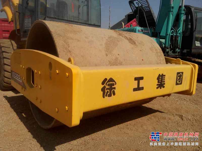 云南出售转让二手2800小时2013年徐工XS222J单钢轮压路机