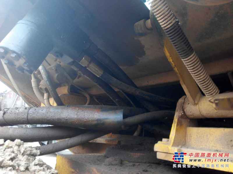 云南出售转让二手6000小时2012年洛建LSS220单钢轮压路机