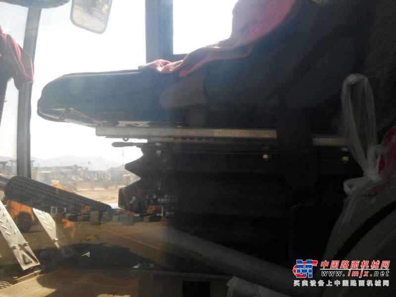云南出售转让二手5000小时2011年厦工XG6224M单钢轮压路机