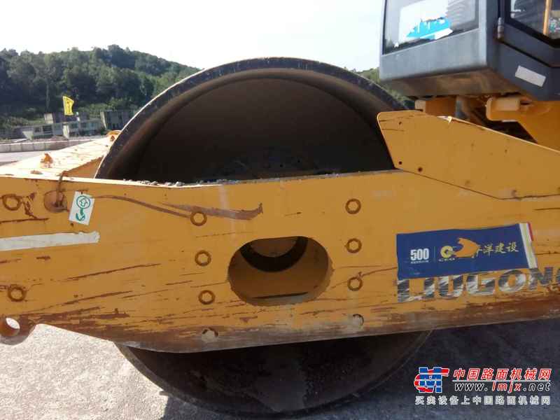 贵州出售转让二手4730小时2013年柳工CLG6122单钢轮压路机