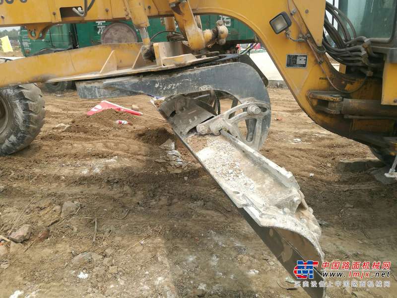河南出售转让二手7980小时2010年常林PY165C平地机