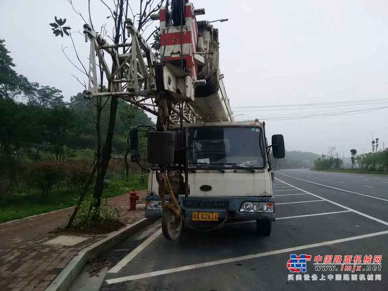 湖南出售转让二手5000小时2009年中联重科QY25V441汽车起重机