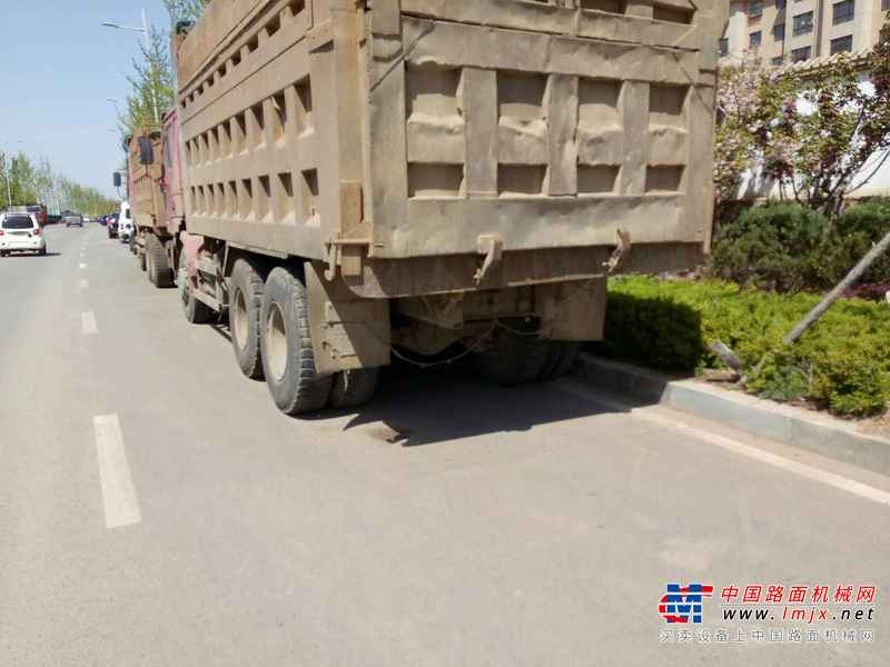 辽宁出售转让二手2011年福田欧曼BJ3253DLPJE自卸车
