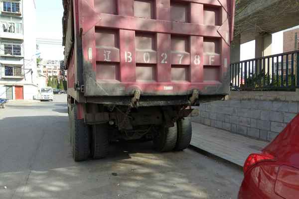 辽宁出售转让二手2011年解放CA3226P1K2T1A80自卸车