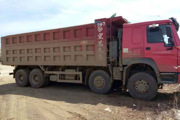 辽宁出售转让二手2010年中国重汽豪沃ZZ3257N5247自卸车
