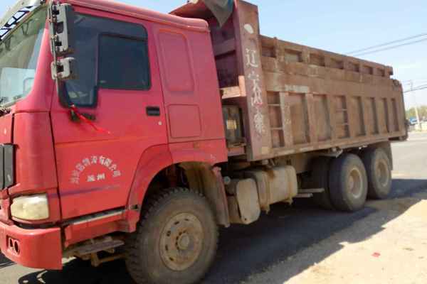 辽宁出售转让二手2010年中国重汽豪沃ZZ3257N5247自卸车