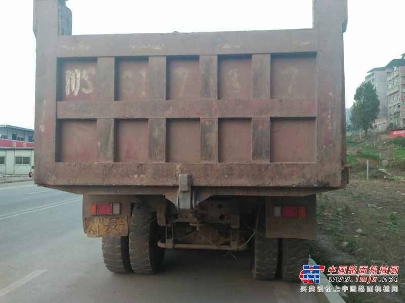 四川出售转让二手2013年中国重汽ZZ3317N4267C1自卸车