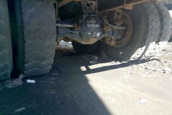 山西出售转让二手2012年东风柳汽乘龙LZ3310PEF自卸车