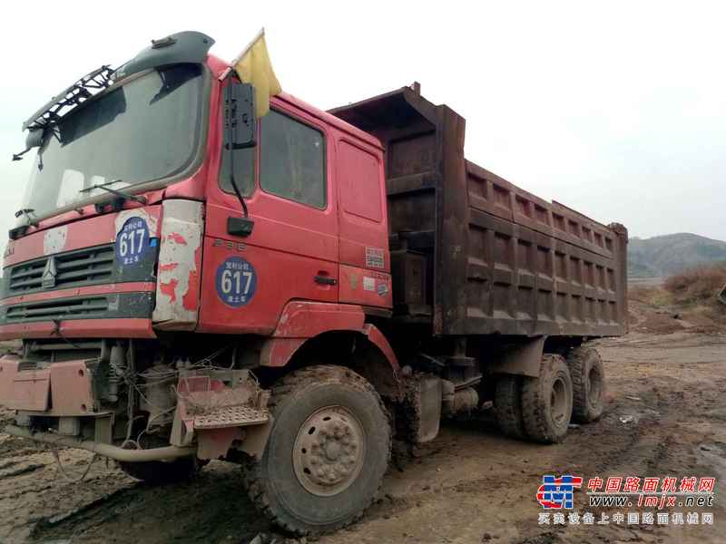 山西出售转让二手2012年中国重汽豪泺ZZ3257N3847C自卸车