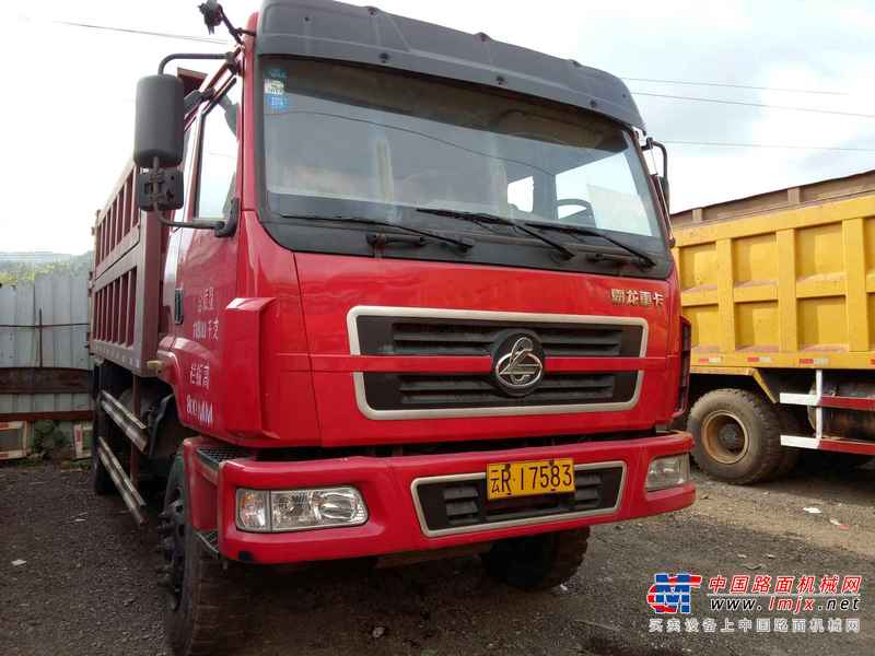 云南出售转让二手2010年东风柳汽乘龙LZ3310PEF自卸车
