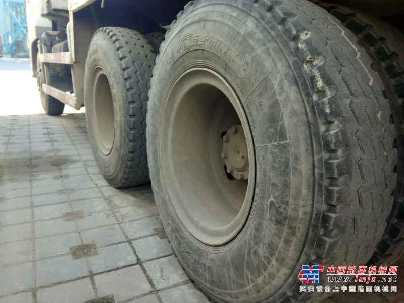 辽宁出售转让二手2010年中国重汽豪沃ZZ5257GJBN3647N1搅拌运输车
