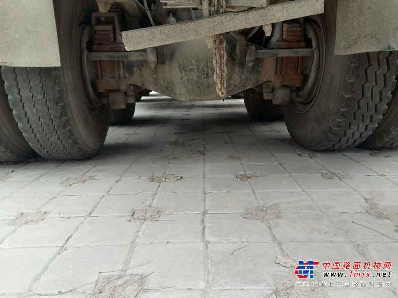 辽宁出售转让二手2010年陕汽德龙SX5315GJBJT306C搅拌运输车