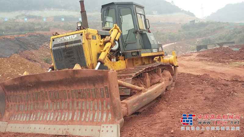 湖北出售转让二手11835小时2010年山推SD22推土机