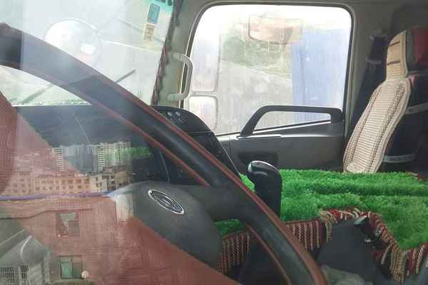 贵州出售转让二手2011年东风柳汽乘龙LZ3310PEF自卸车