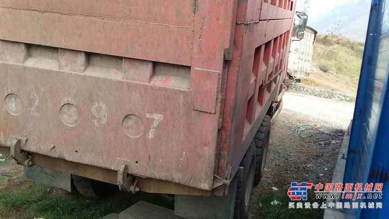 贵州出售转让二手2011年东风柳汽乘龙LZ3310PEF自卸车