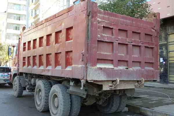 贵州出售转让二手2010年东风路霸DFT3310F自卸车