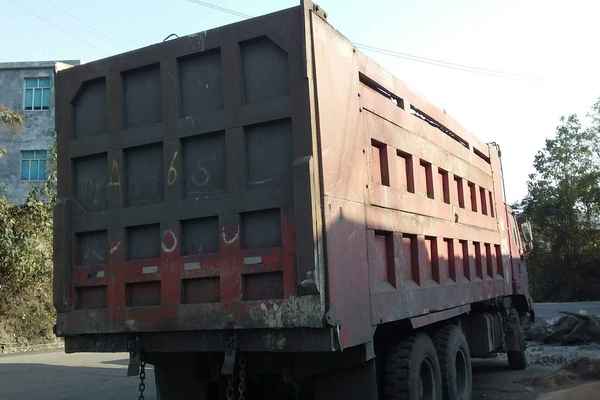贵州出售转让二手2010年中国重汽浩瀚重卡ZZ3255N3846D1自卸车