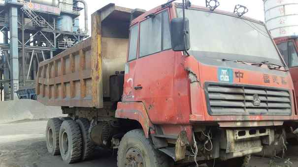 贵州出售转让二手2010年中国重汽斯太尔ZZ1316M4666F自卸车