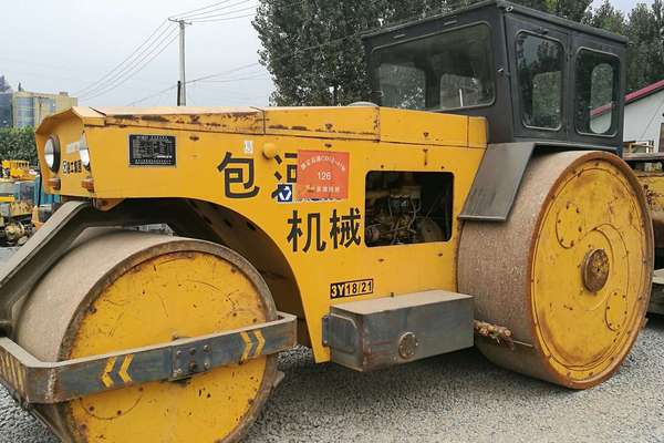 北京出售转让二手1200小时2005年徐工3Y18三轮压路机