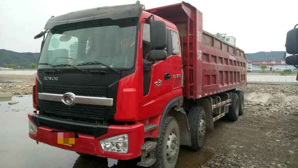 吉林出售转让二手2010年红岩CQ3253TMG324自卸车