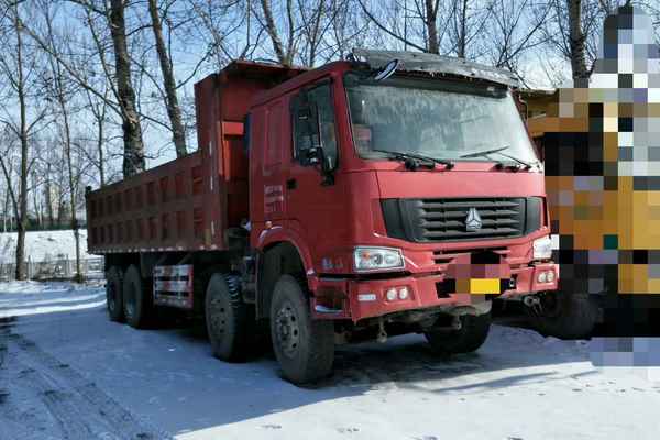 黑龙江出售转让二手2011年中国重汽豪沃ZZ3257N5247自卸车