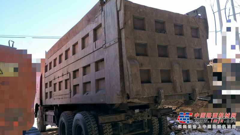 黑龙江出售转让二手2010年中国重汽豪沃ZZ3257N5247自卸车