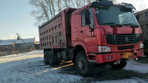 黑龙江出售转让二手2010年中国重汽豪沃ZZ3257M2941自卸车