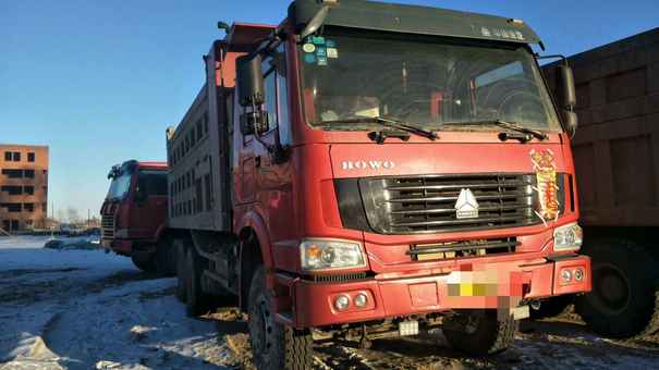 黑龙江出售转让二手2010年中国重汽豪沃ZZ3257M2941自卸车