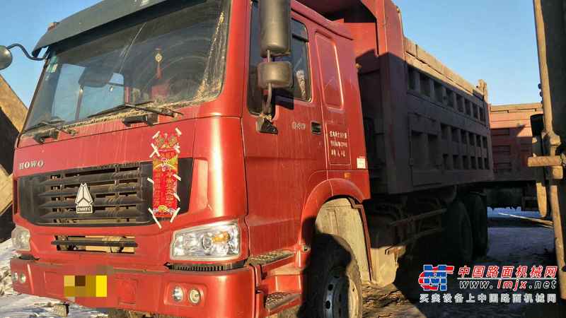 黑龙江出售转让二手2010年中国重汽豪沃ZZ3257M2941自卸车