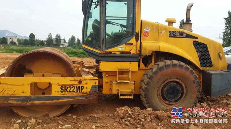 湖南出售转让二手4500小时2011年山推SR22MP单钢轮压路机