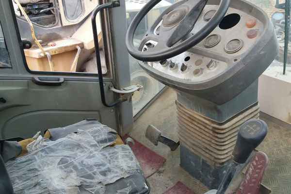 陕西出售转让二手3590小时2009年徐工XS262J单钢轮压路机