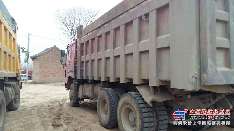 山西出售转让二手2012年中国重汽豪沃ZZ5437N466741自卸车