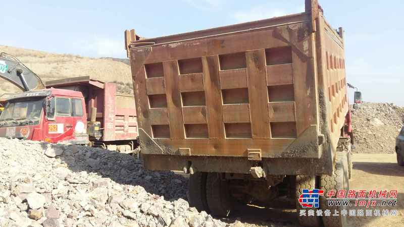 山西出售转让二手2011年中国重汽豪沃ZZ3257M2941自卸车