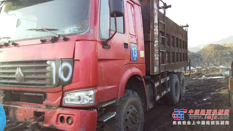 山西出售转让二手2011年中国重汽豪沃ZZ3257N3847D1N7WA自卸车