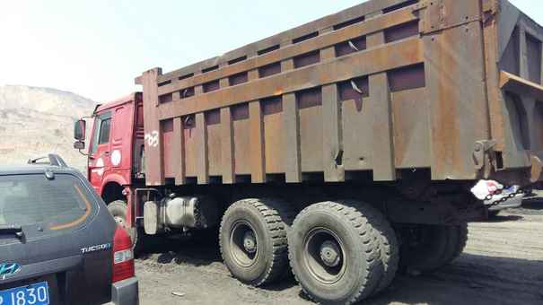山西出售转让二手2011年中国重汽豪沃ZZ3257N3847D1自卸车