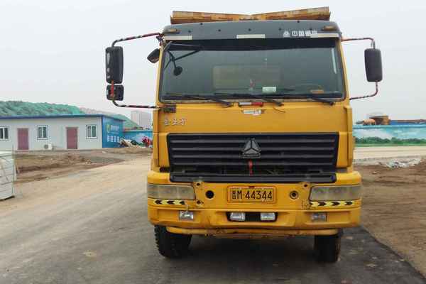 山西出售转让二手2010年中国重汽金王子ZZ3251N4241C1自卸车