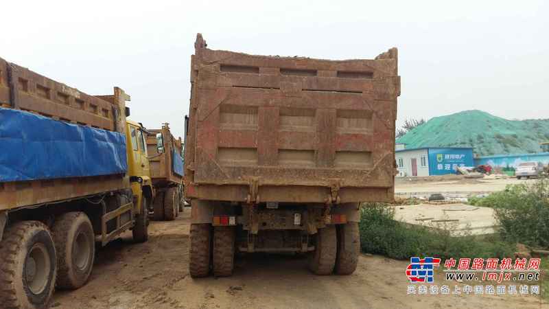 山西出售转让二手2010年中国重汽斯太尔ZZ3253M4241C自卸车