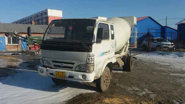 黑龙江出售转让二手2010年厦工楚胜CSC5120GJBDS搅拌运输车