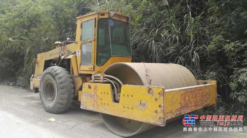贵州出售转让二手10000小时2005年洛建ZY18单钢轮压路机